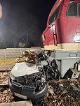 Fotos vom Verkehrsunfall heute Nacht (Foto: Feuerwehr Bad Langensalza )