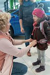 Damit zum Schulanfang alles sitzt - Impressionen vom Schulranzentag bei Skoda (Foto: Sven Tetzel)