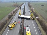 Bergung an der Unfallstelle (Foto: S. Dietzel) Bergung an der Unfallstelle (Foto: S. Dietzel)