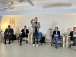 Wahlpodium mit Fragen der regionalen Wirtschaft (Foto: oas)