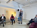 Wahlpodium mit Fragen der regionalen Wirtschaft (Foto: oas)