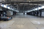 Ortsbegehung einer m&ouml;glichen neuen Halle f&uuml;r Federn O&szlig;wald (Foto: oas)