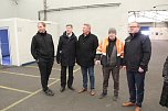 Ortsbegehung einer m&ouml;glichen neuen Halle f&uuml;r Federn O&szlig;wald (Foto: oas)