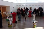 In der Galerie der Kreissparkasse stellen die K&uuml;nstler der pro vita Akademie ihre Werke aus (Foto: Hans Georg Backhaus)