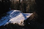 Unterwegs in der kalten Windl&uuml;cke (Foto: Peter Blei)
