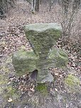 Steinkreuze, Grenzsteine, Mayas und andere Merkw&uuml;rdigkeiten. Wanderung im Februar (Foto: Wolfgange Lehmann)