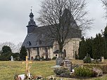 Steinkreuze, Grenzsteine, Mayas und andere Merkw&uuml;rdigkeiten. Wanderung im Februar (Foto: Wolfgange Lehmann)
