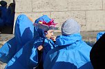 Einhundertundzwanzig Kindergartenkinder feierten mit ihren Erzieherinnen und Erziehern das 20. Jubil&auml;um des Schwefel-Sole-Heilbades Bad Langensalza mit einem Festumzug (Foto: Eva Maria Wiegand)