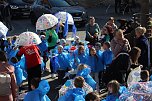 Einhundertundzwanzig Kindergartenkinder feierten mit ihren Erzieherinnen und Erziehern das 20. Jubil&auml;um des Schwefel-Sole-Heilbades Bad Langensalza mit einem Festumzug (Foto: Eva Maria Wiegand)