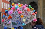 Einhundertundzwanzig Kindergartenkinder feierten mit ihren Erzieherinnen und Erziehern das 20. Jubil&auml;um des Schwefel-Sole-Heilbades Bad Langensalza mit einem Festumzug (Foto: Eva Maria Wiegand)