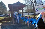 Einhundertundzwanzig Kindergartenkinder feierten mit ihren Erzieherinnen und Erziehern das 20. Jubil&auml;um des Schwefel-Sole-Heilbades Bad Langensalza mit einem Festumzug (Foto: Eva Maria Wiegand)