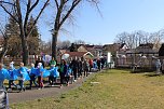 Einhundertundzwanzig Kindergartenkinder feierten mit ihren Erzieherinnen und Erziehern das 20. Jubil&auml;um des Schwefel-Sole-Heilbades Bad Langensalza mit einem Festumzug (Foto: Eva Maria Wiegand)