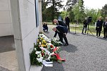 Gedenkveranstaltung zum Ende des Zweiten Weltkrieges vor 80 Jahren auf dem Nordh&auml;user Ehrenfriedhof (Foto: agl)