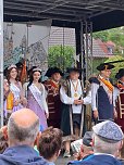 Ritter, Bauern, Burgverwalter � die Kindervilla tanzt im Mittelalter (Foto: Katrin Milde)