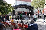 Nordhausen zusammen feiert auf dem Rathausplatz (Foto: agl)