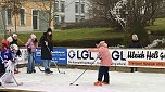 Kinder trainieren mit Ice Rebells im Schl&ouml;sschenpark (Foto: Eva Maria Wiegand)
