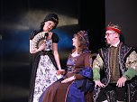 Das Ballettmärchen Aschenbrödel, aufgeführt von den Schülerinnen und Schülern des Tanzstudios Radeva. (Foto: F. Kind) Das Ballettmärchen Aschenbrödel, aufgeführt von den Schülerinnen und Schülern des Tanzstudios Radeva. (Foto: F. Kind)