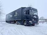 Der Lkw war beim Rückwärtsfahren in den Graben gerutscht. (Foto: Silvio Dietzel) Der Lkw war beim Rückwärtsfahren in den Graben gerutscht. (Foto: Silvio Dietzel)