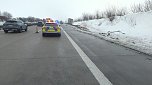 Der Lkw rutschte in den Graben. (Foto: Silvio Dietzel)