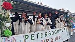 Umzug zum 66. Jubil&auml;um des Krimder&ouml;der Karnevalsclubs (Foto: agl)