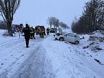 Unfallfahrzeug auf der Landstra&szlig;e bei Immenrode (Foto: S. Dietzel)