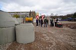 Spatenstich für den neuen Rewe in Nordhausen-Salza. (Foto: Susanne Schedwill) Spatenstich für den neuen Rewe in Nordhausen-Salza. (Foto: Susanne Schedwill)