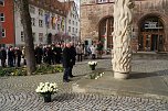Gedenken zum 81. Jahrestag der Bombardierung Nordhausens auf dem Rathausplatz (Foto: agl)