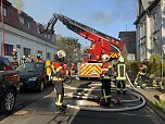 Die Feuerwehren in Sondershausen und Ebeleben versuchen das Feuer zu l&ouml;schen.  (Foto: Silvio Dietzel)