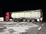 Ein spektakulärer Unfall ereignete sich Donnerstagabend bei Nordhausen. (Foto: Silvio Dietzel) Ein spektakulärer Unfall ereignete sich Donnerstagabend bei Nordhausen. (Foto: Silvio Dietzel)