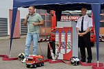Feierliche Übergabe der neuen Drehleiter bei der Feuerwehr in Bad Langensalza (Foto: Eva Maria Wiegand) Feierliche Übergabe der neuen Drehleiter bei der Feuerwehr in Bad Langensalza (Foto: Eva Maria Wiegand)