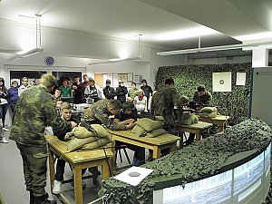 Offene T&uuml;r bei Bundeswehr
