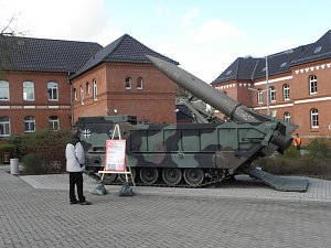 Offene T&uuml;r bei Bundeswehr