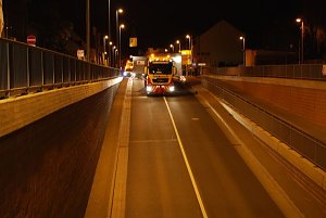 Ma&szlig;arbeit um Mitternacht