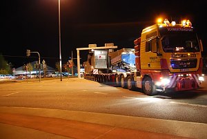 Ma&szlig;arbeit um Mitternacht
