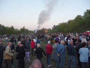 Osterfeuer beendet Box-Saison