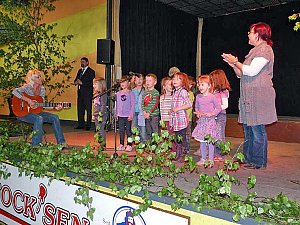 Fr&uuml;hlingsfest gefeiert