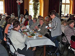 Fr&uuml;hlingsfest gefeiert
