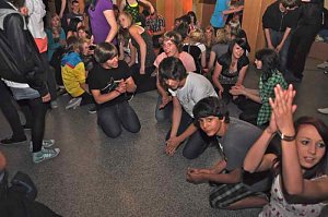 Coole Junge Party im Klubhaus