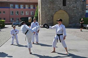 Jugend vereint auf den Petersberg