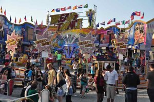 Frauen-Nacht auf den Jahrmarkt