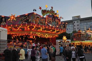 Frauen-Nacht auf den Jahrmarkt