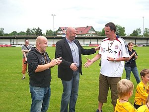 Pokal &uuml;berreicht