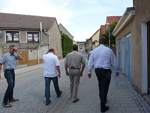 &Uuml;bergabe Tilledaer Stra&szlig;e