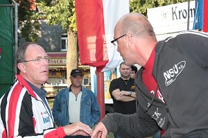 Freundschaftlicher Vergleich