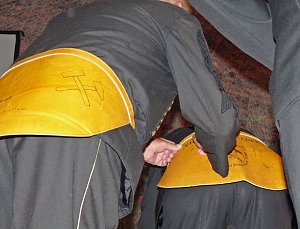 Minister versohlt