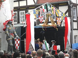 Enth&uuml;llung