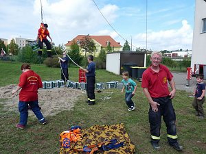 Feuerwehr &ouml;ffnete T&uuml;ren