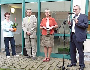 Mit Schl&uuml;ssel&uuml;bergabe offiziell