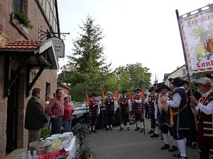 Umzug der Hausm&auml;nner