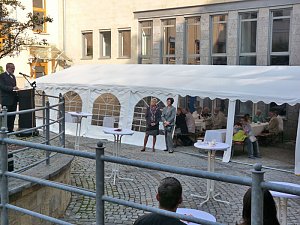 Kritisches zum Feiertag